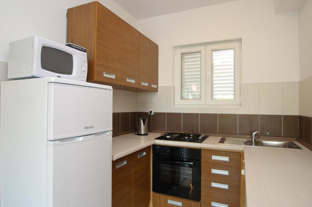 Apartments Villa Natali - Heating Pool Trogir Zimmer foto
