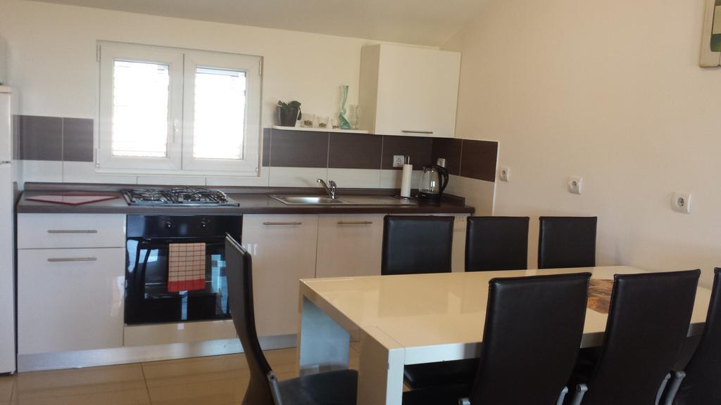 Apartments Villa Natali - Heating Pool Trogir Exterior foto